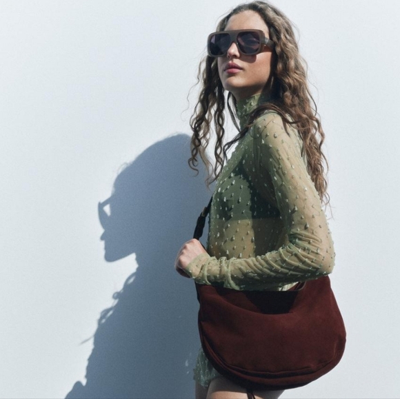 BNWT! Zara suede crossbody bag ( leather/ cow& goat) - Picture 3 of 12